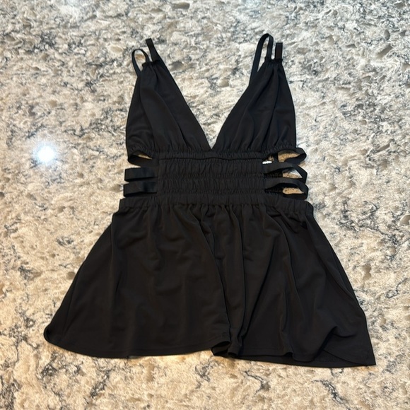 Express | Strappy Cutout Aline Top in Black Size S Small - Picture 5 of 13